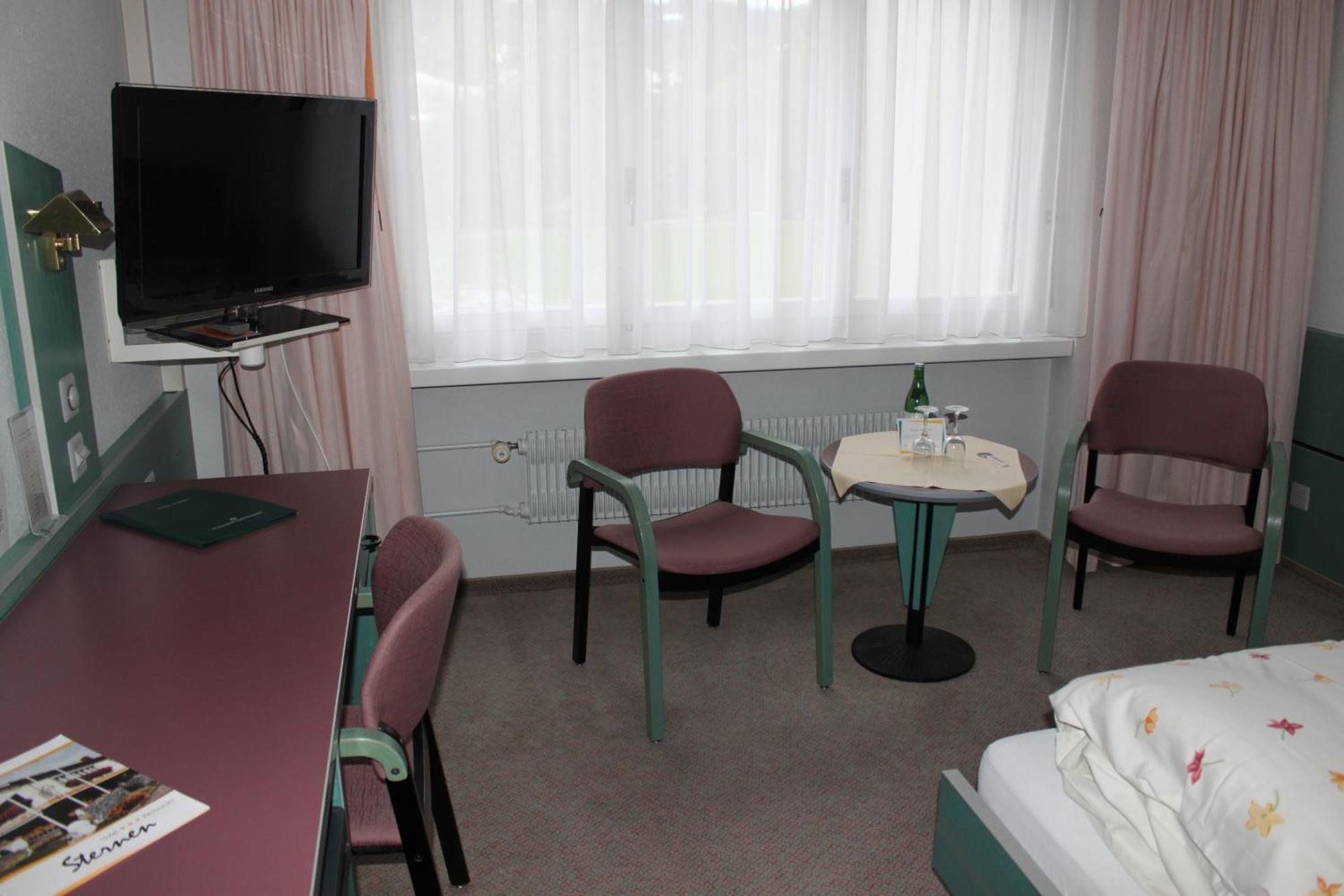 Hotel-Restaurant Sternen Nesslau Kamer foto